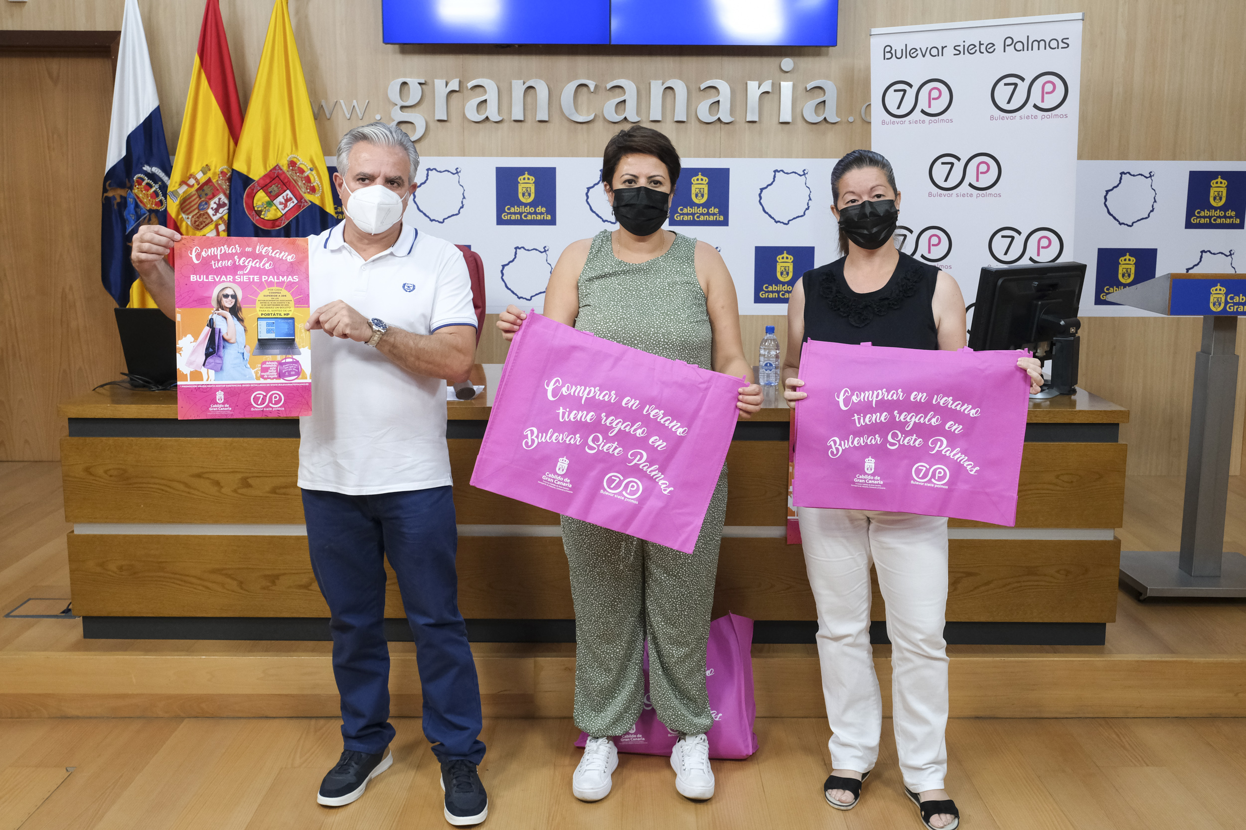 El Bulevar Siete Palmas pone en marcha un sorteo entre sus clientes para incentivar las compras en verano 