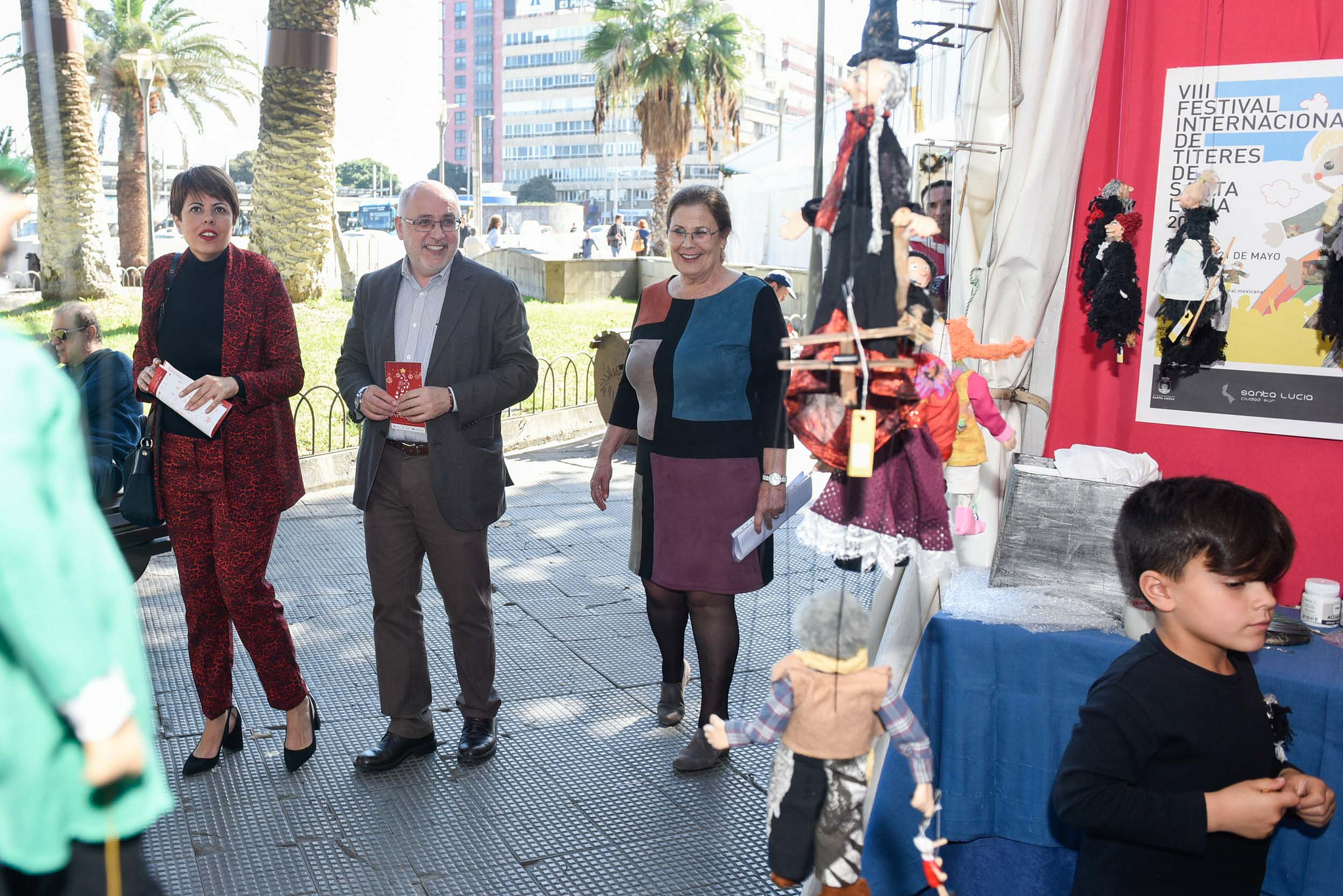 Arranca la Feria de Artesanía del Parque de San Telmo con los originales y coloridos diseños de un centenar de artesanos